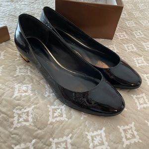 Black patent flats